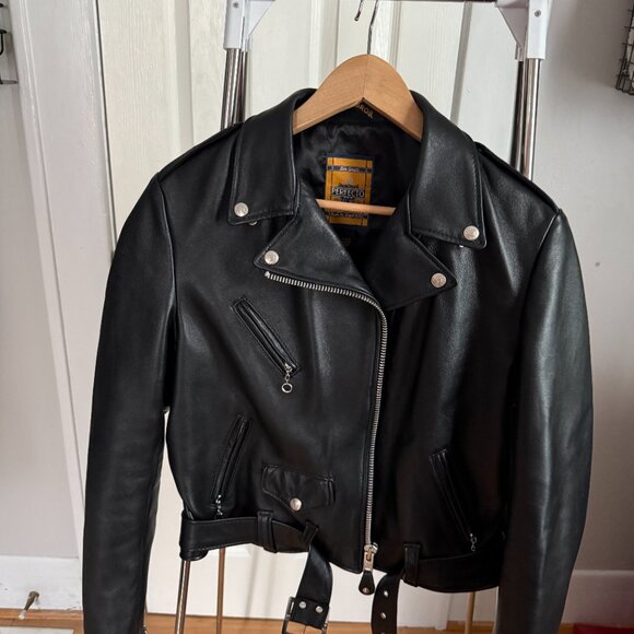 Schott NYC Perfecto Cropped Lambskin Leather Jacket - Model 218W - size XL - Picture 2 of 9